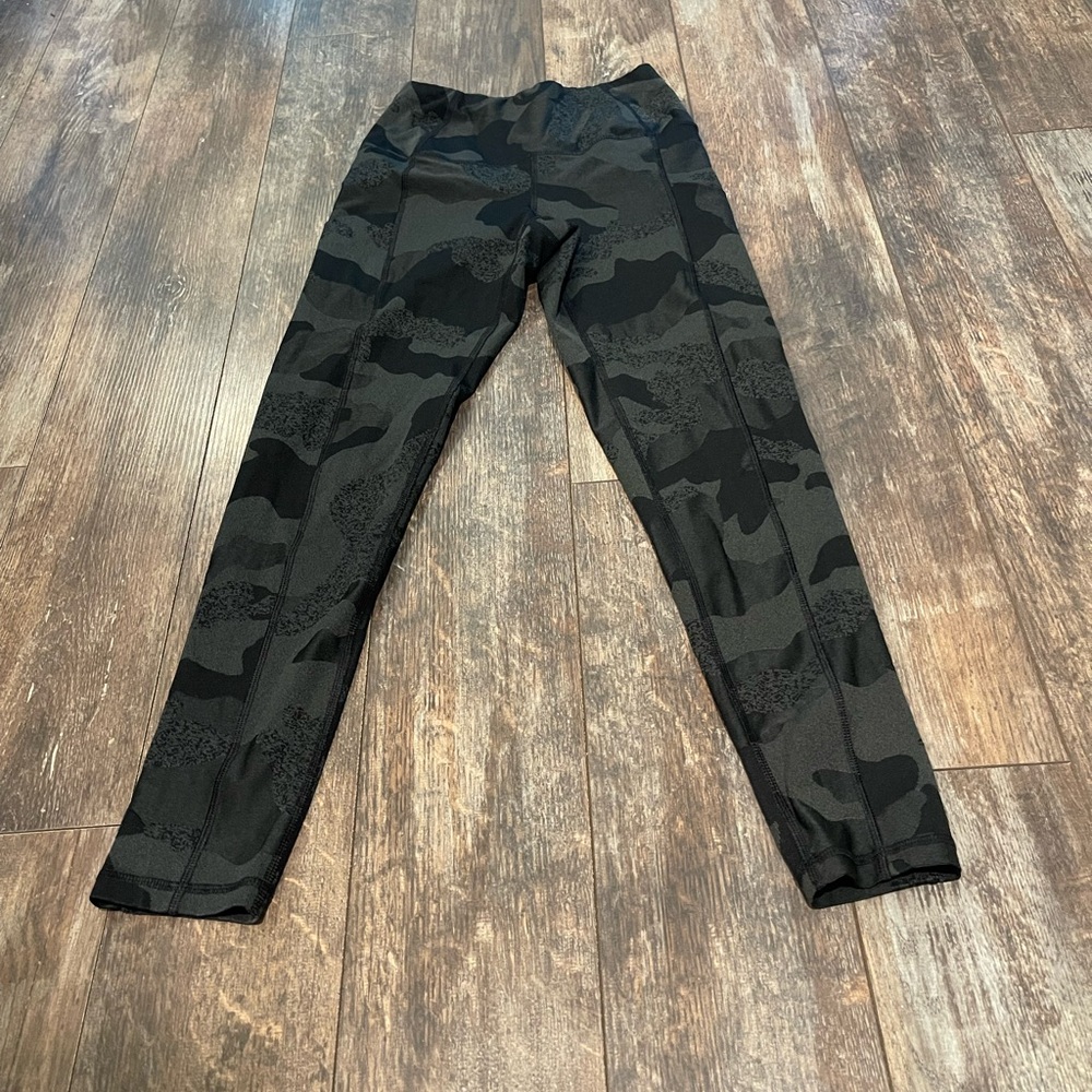 The North Face Women's Black Camo Leggings